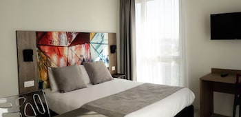 appart hotel mer and golf city bordeaux lac