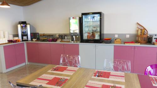 appart hotel mer and golf city bordeaux lac