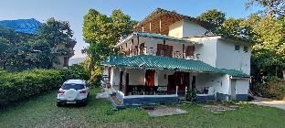 my space holiday inn munnar