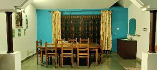 my space holiday inn munnar