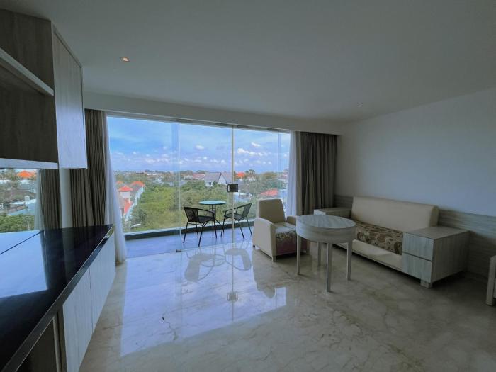 the capital hotel and resort seminyak