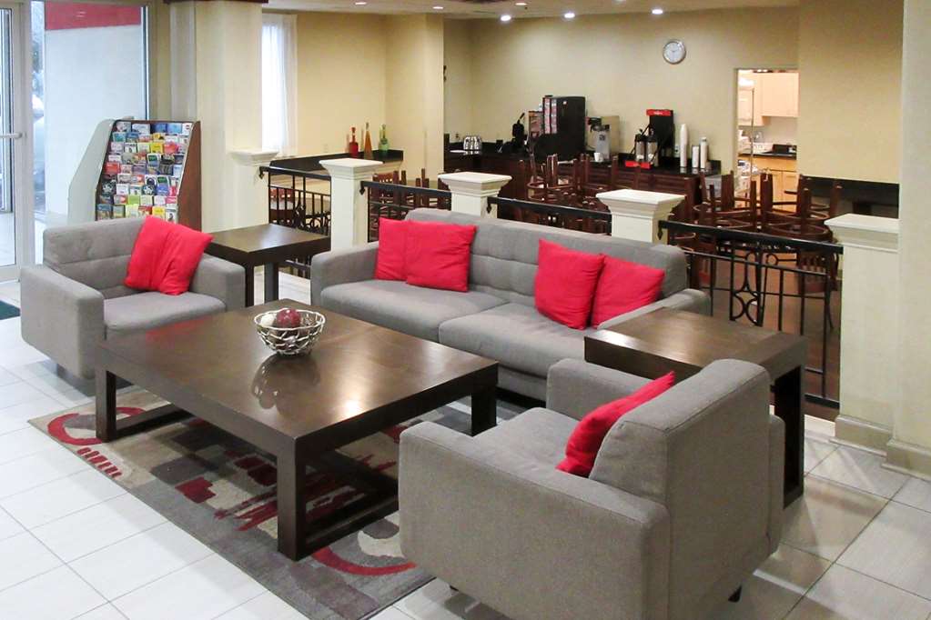 quality suites atlanta airport east