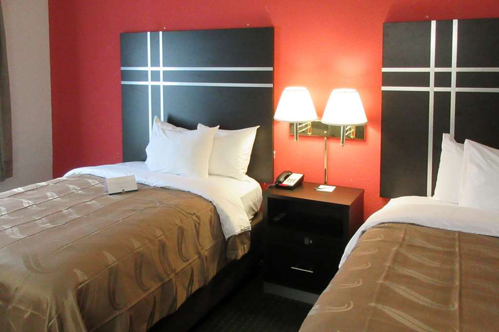 quality suites atlanta airport east