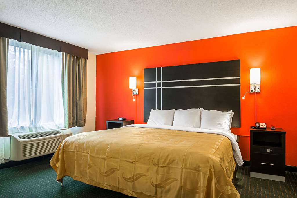 quality suites atlanta airport east