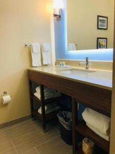 comfort suites