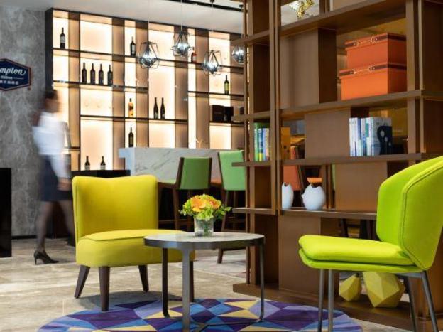 hampton by hilton nanning east station