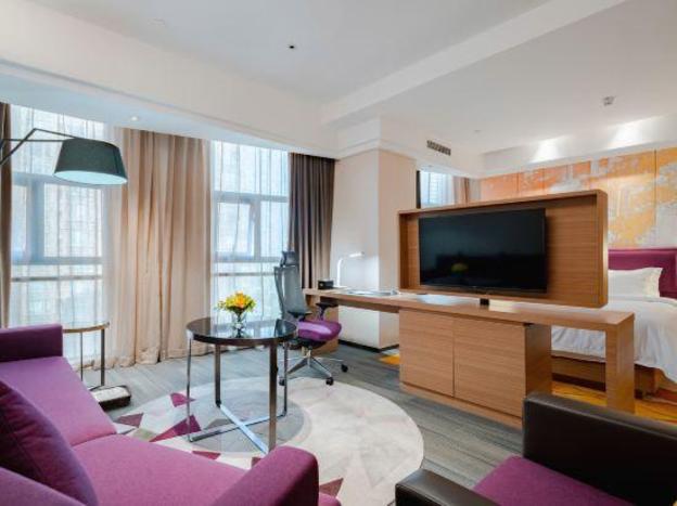 hampton by hilton nanning east station