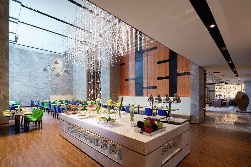 hampton by hilton nanning east station
