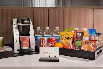 hilton garden inn milwaukee brookfield conference center wi