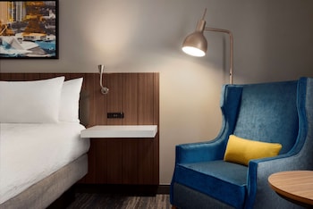 hilton garden inn milwaukee brookfield conference center wi