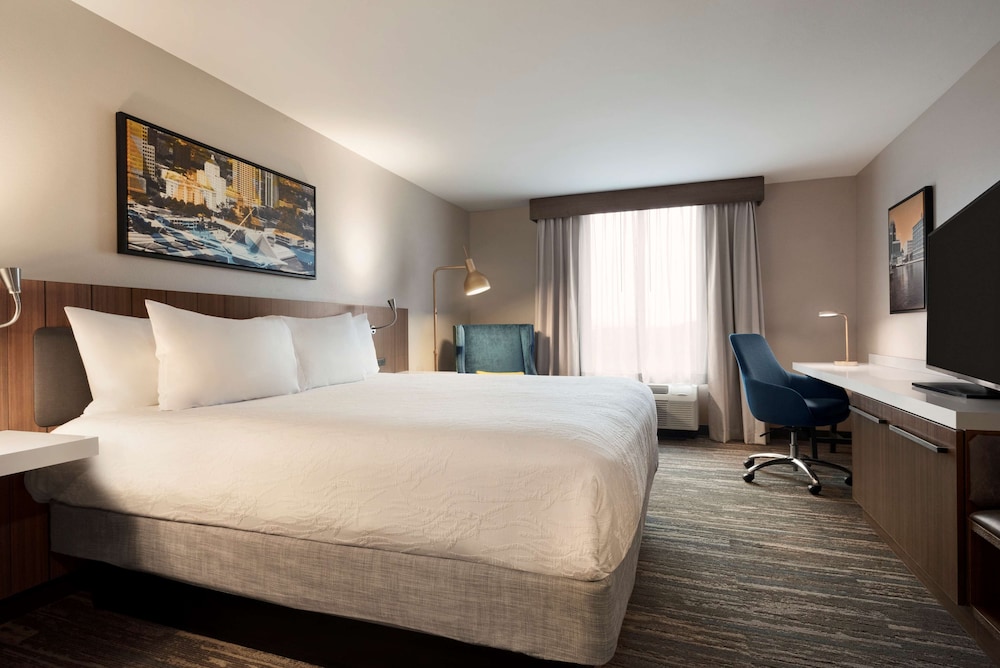 hilton garden inn milwaukee brookfield conference center wi