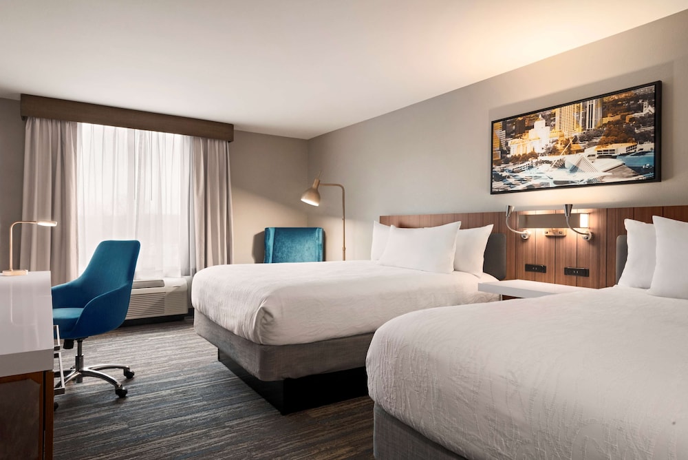 hilton garden inn milwaukee brookfield conference center wi