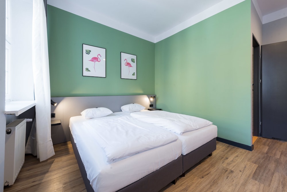 aparthouse wozna 11 old town