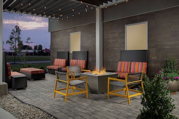 home2suites by hilton marysville oh