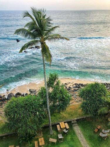 lighthouse ahangama
