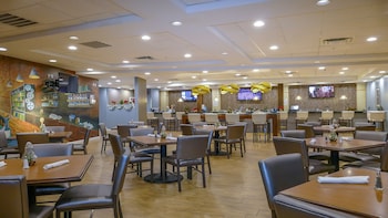 holiday inn fort myers downtown area by ihg