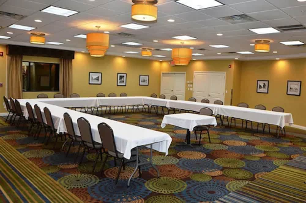 holiday inn fort myers downtown area by ihg