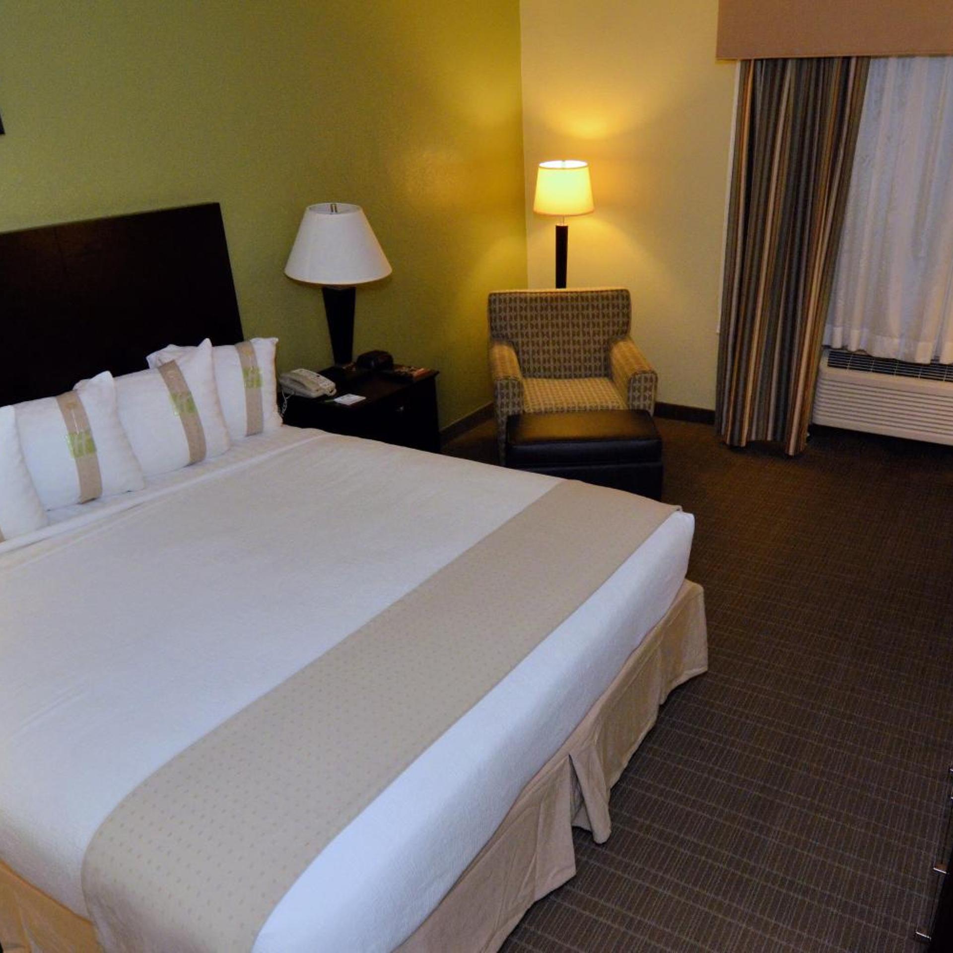 holiday inn fort myers downtown area by ihg