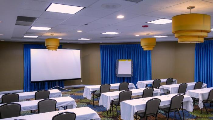 holiday inn fort myers downtown area by ihg