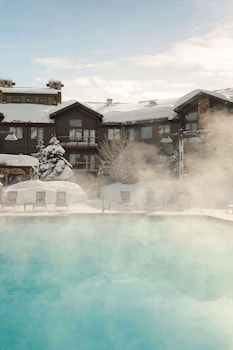 waldorf astoria park city