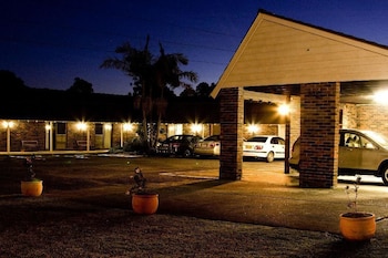 Karuah Motor Inn,Cowra>>Byron Bay,3 star