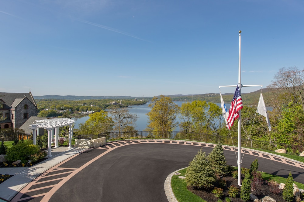 the abbey inn and spa