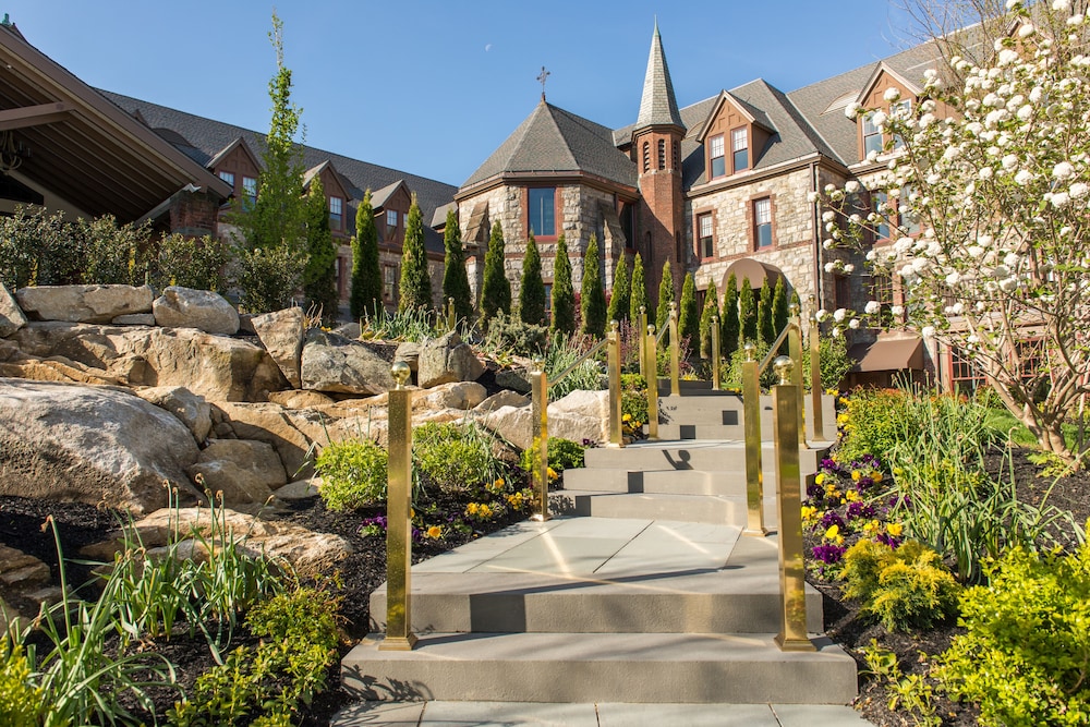 the abbey inn and spa