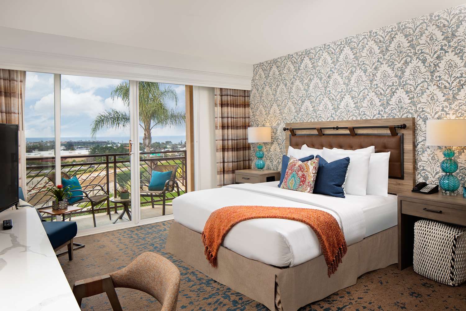 the cassara carlsbad tapestry collection by hilton
