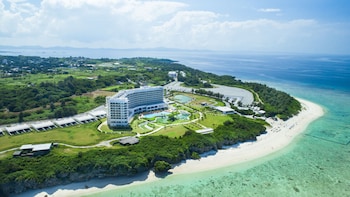 Hilton Okinawa Sesoko Resort,Motobu>>Kunigami,5 star