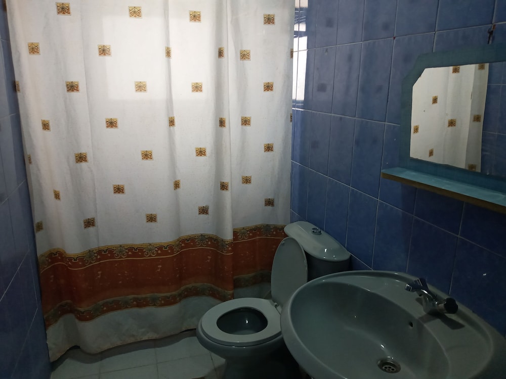 seleen hotel suites