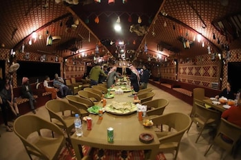 alamer hostel camp