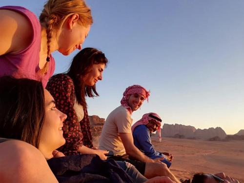 alamer hostel camp