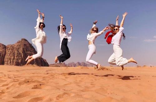 alamer hostel camp