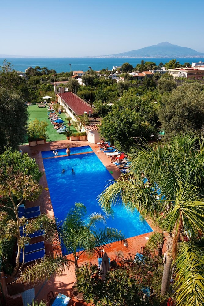 sorrento comfort rooms
