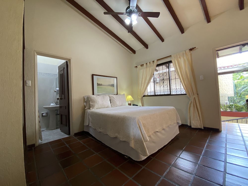 hotel stein colonial