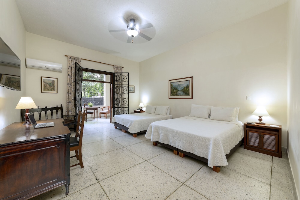 hotel stein colonial