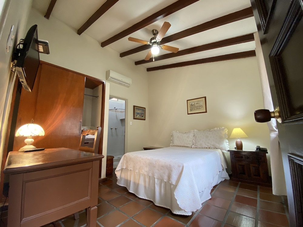 hotel stein colonial