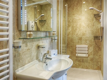 cotswold cottage gems woodbine cottage