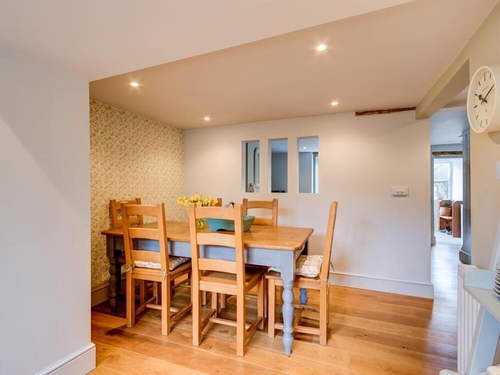 cotswold cottage gems woodbine cottage