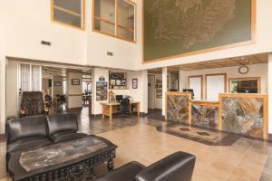 Days Inn By Wyndham Golden,Golden>>British Columbia,3 star