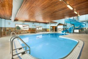 Days Inn By Wyndham Golden,Golden>>British Columbia,3 star