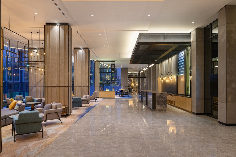 holiday inn and suites siracha laemchabang an ihg hotel