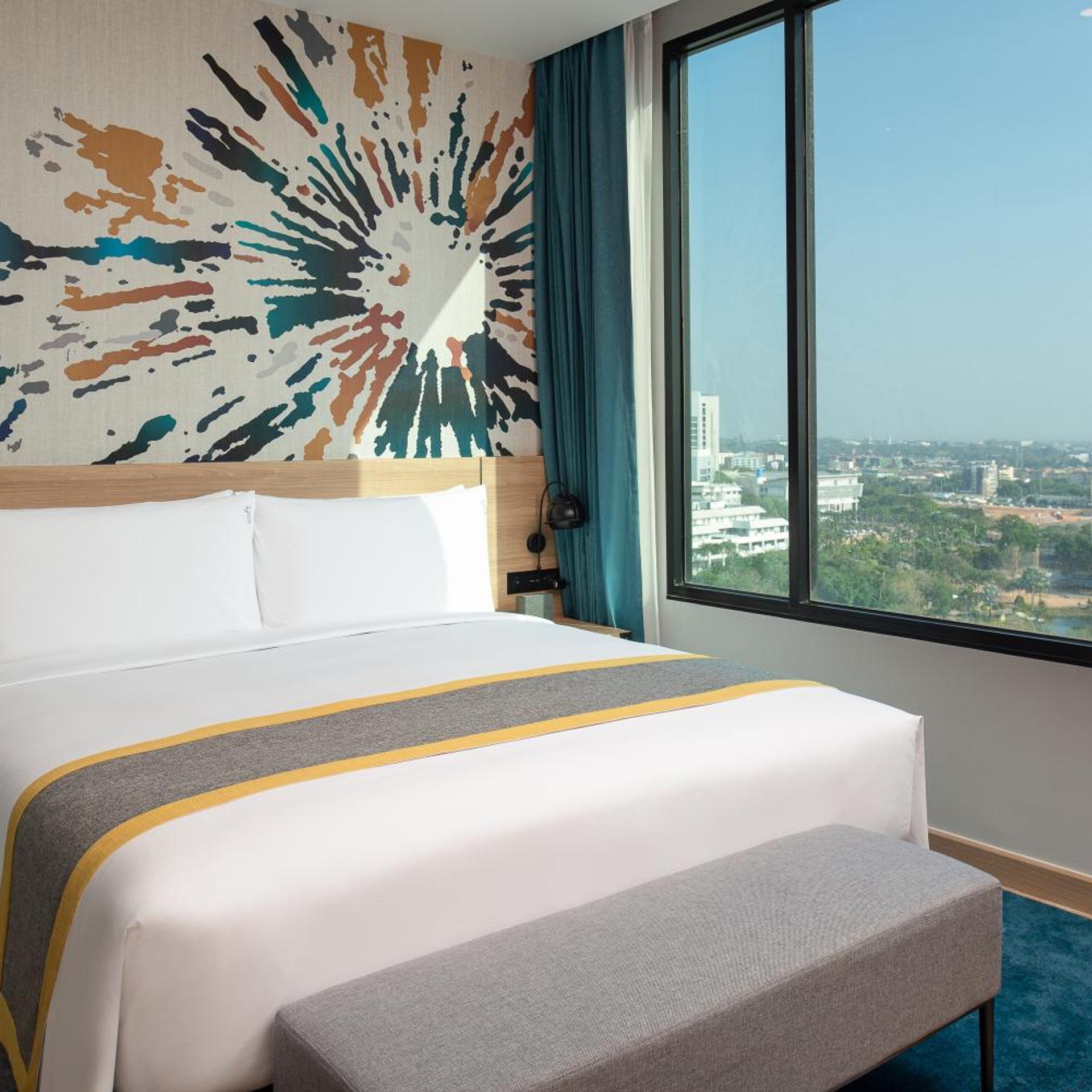 holiday inn and suites siracha laemchabang an ihg hotel