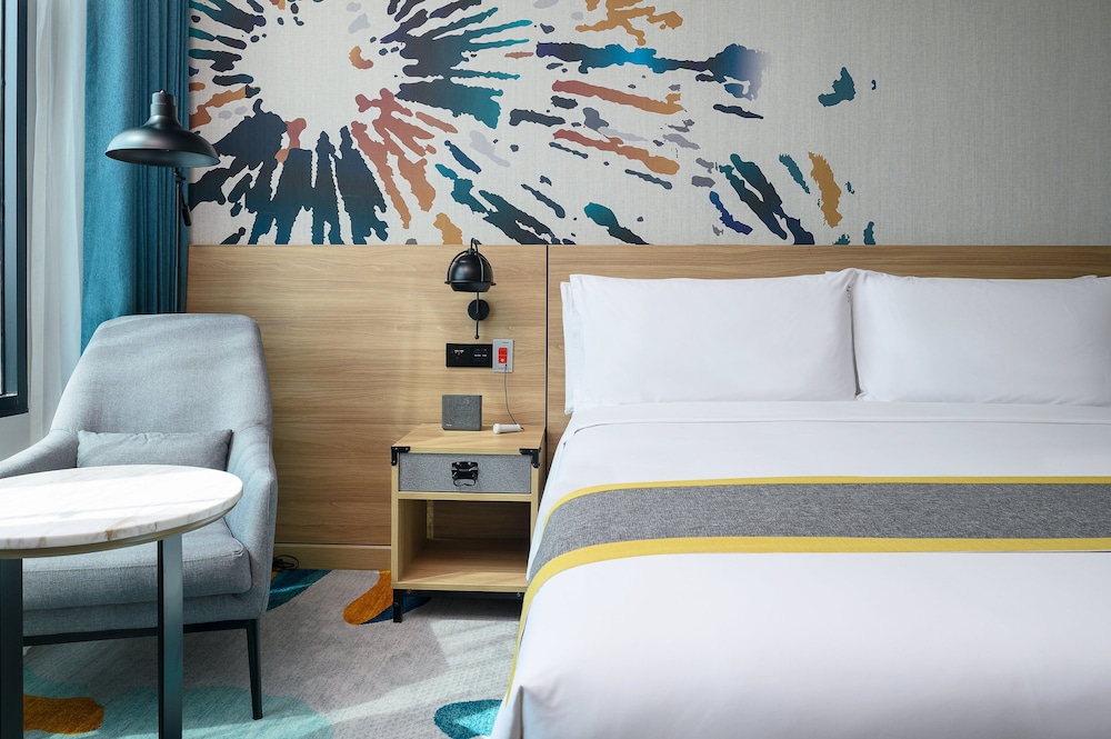 holiday inn and suites siracha laemchabang an ihg hotel