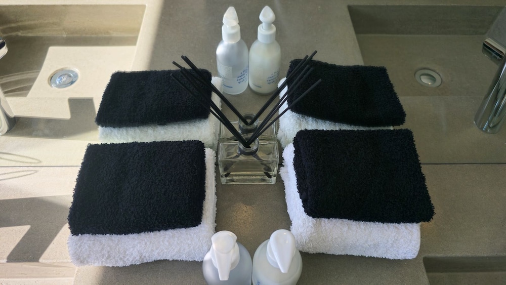 oubaai house by raw africa boutique collection