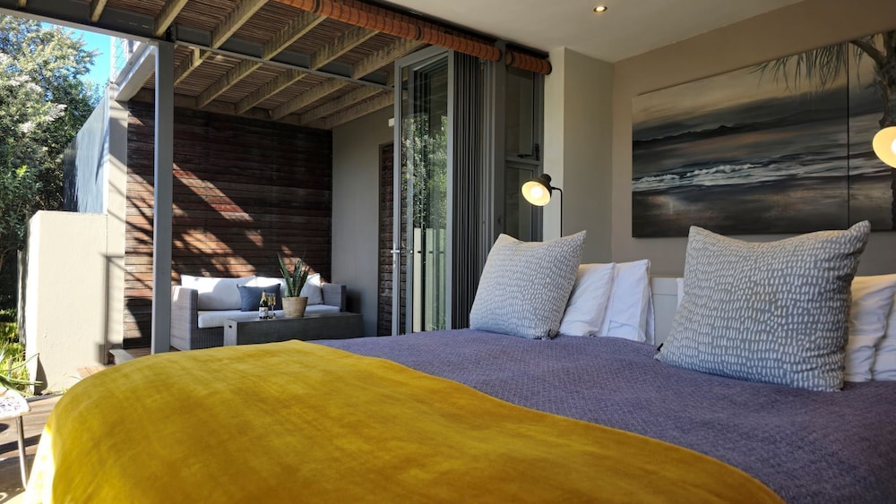 oubaai house by raw africa boutique collection