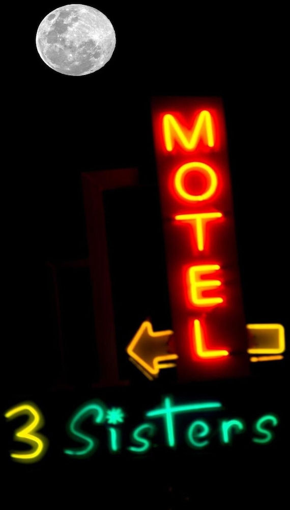 3 sisters motel