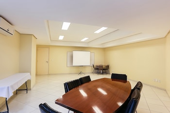 hotel metropolitan canoas
