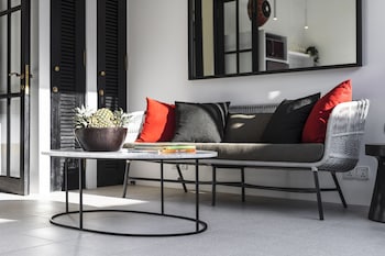 villa saffron