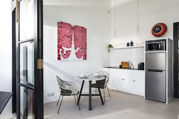 villa saffron